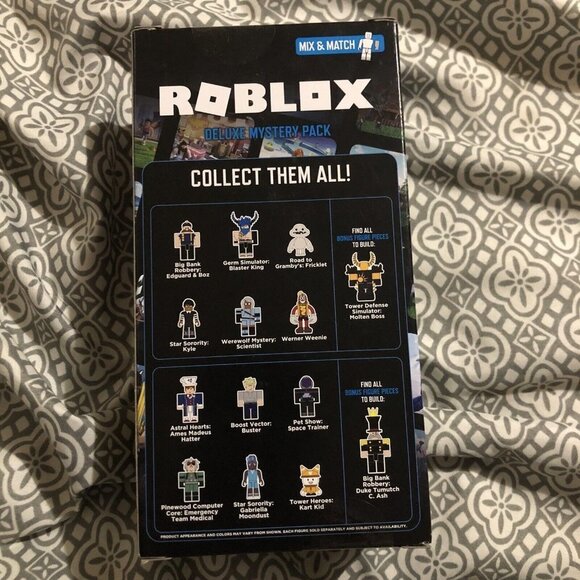 ROBLOX Deluxe Mystery Pack Series 2 Boost Vector: Buster Exclusive Item - Picture 4 of 5